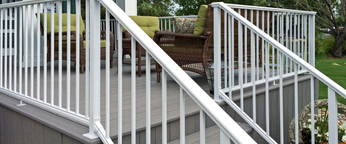 Deksmart Railings white aluminum picket railing system