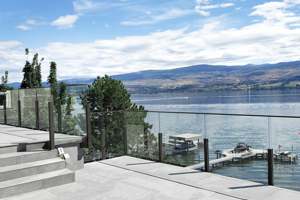 DekSmart 28 inch DS Topless glass railings overlooking Okanagan Lake - Sunnyside Circle 3